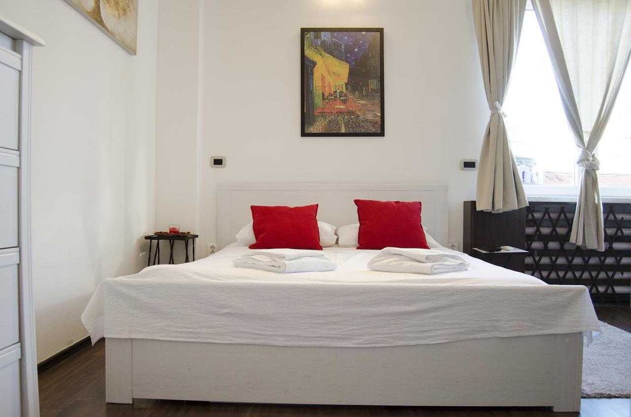 Studio Apartment With A View Of Ban Jelacic Square Záhřeb Exteriér fotografie